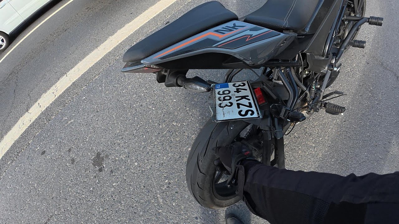 Otobanda Giderken Motorun Çamurluğu düştü