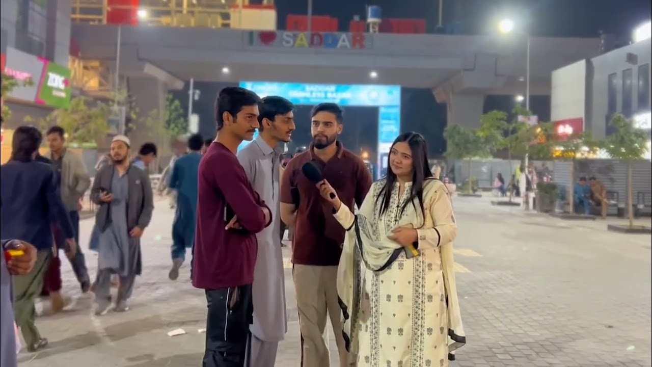 #emaansultan #funny #fypシ゚viral #comedy #public #interview #comedy #crew #youtube #youtubevideo 