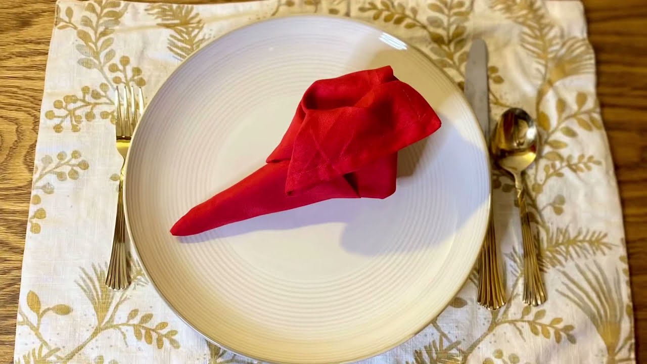 Elf Shoe Napkin Fold