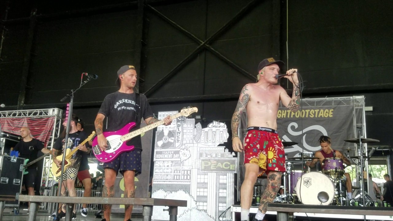 Neck Deep - Kali Ma - live - Warped Tour - Charlotte, NC - 7-6-17
