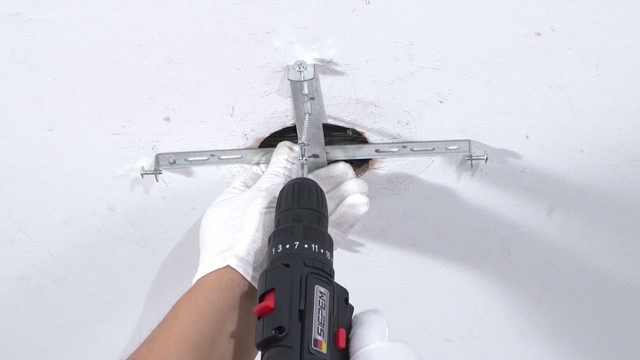 Flower fan light assembly
