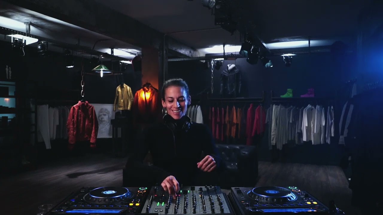 INN7.FM // ONE AGENT