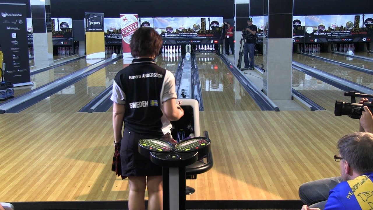 Sandra Andersson vs Diandra Asbaty - Women's Semi Finals 2011 Bowling World Cup South Africa
