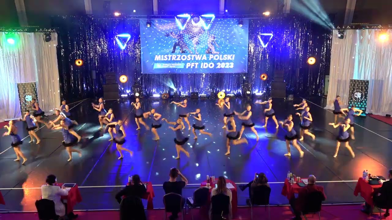 J team Juniors, Egurrola Dance Studio