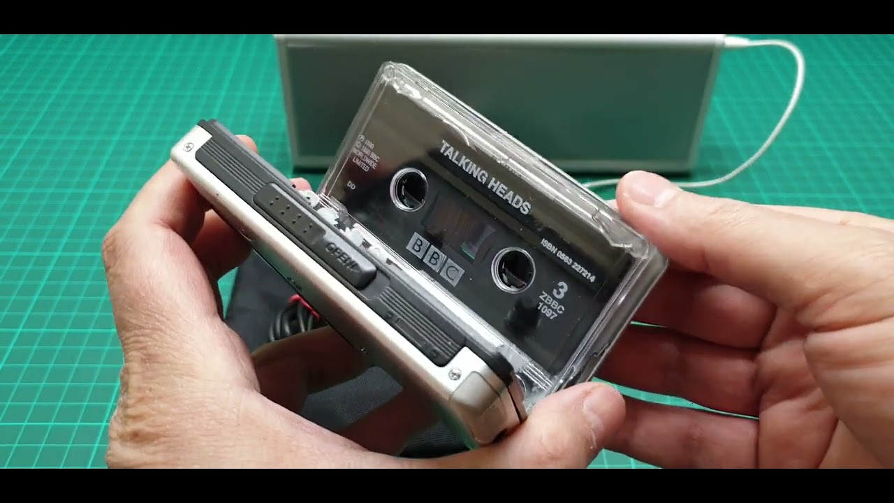 Sony WM-EX674 stereo personal cassette player Walkman review