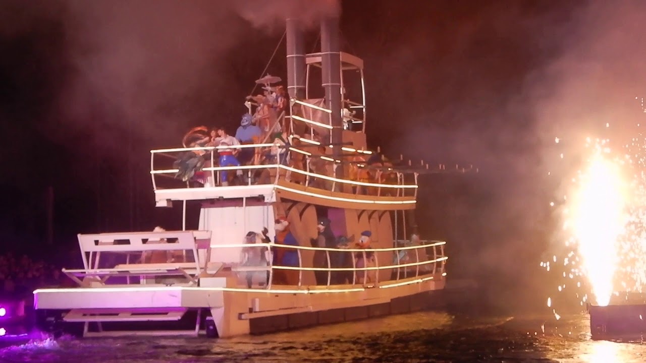 Disney's Hollywood Studios Fantasmic 2017