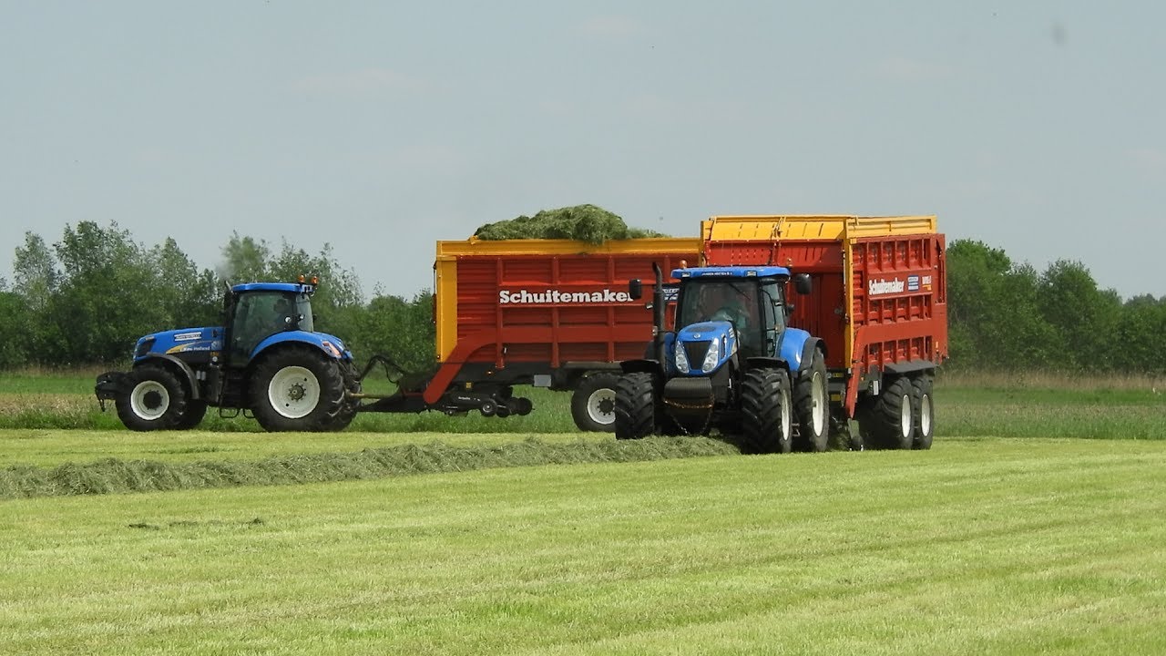 Gras oprapen en inkuilen  Jansen Heeten  2x NH T7040 en schuitemaker rapide 660  Grass silage