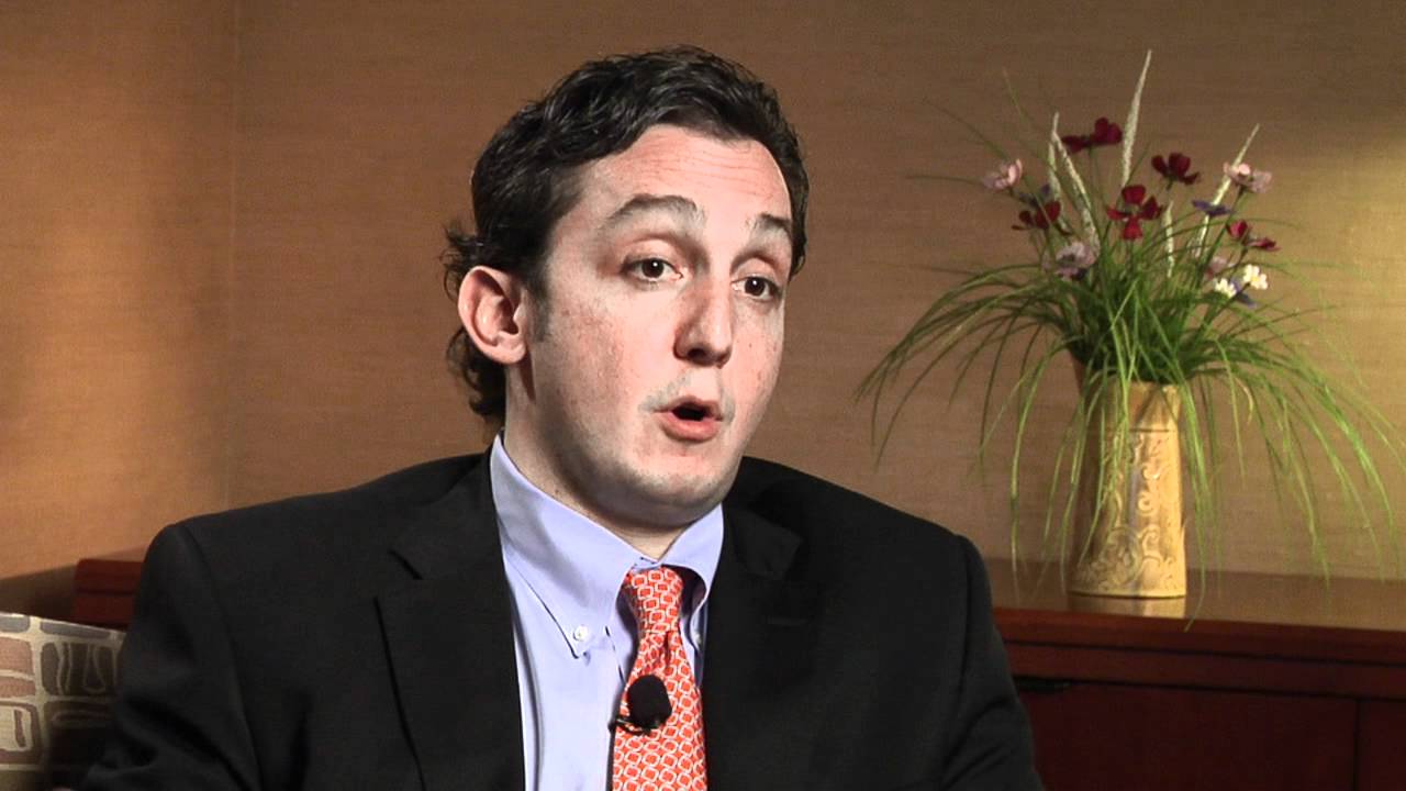 What is the vision of the UF Center for Movement Disorders and Neurorestoration?