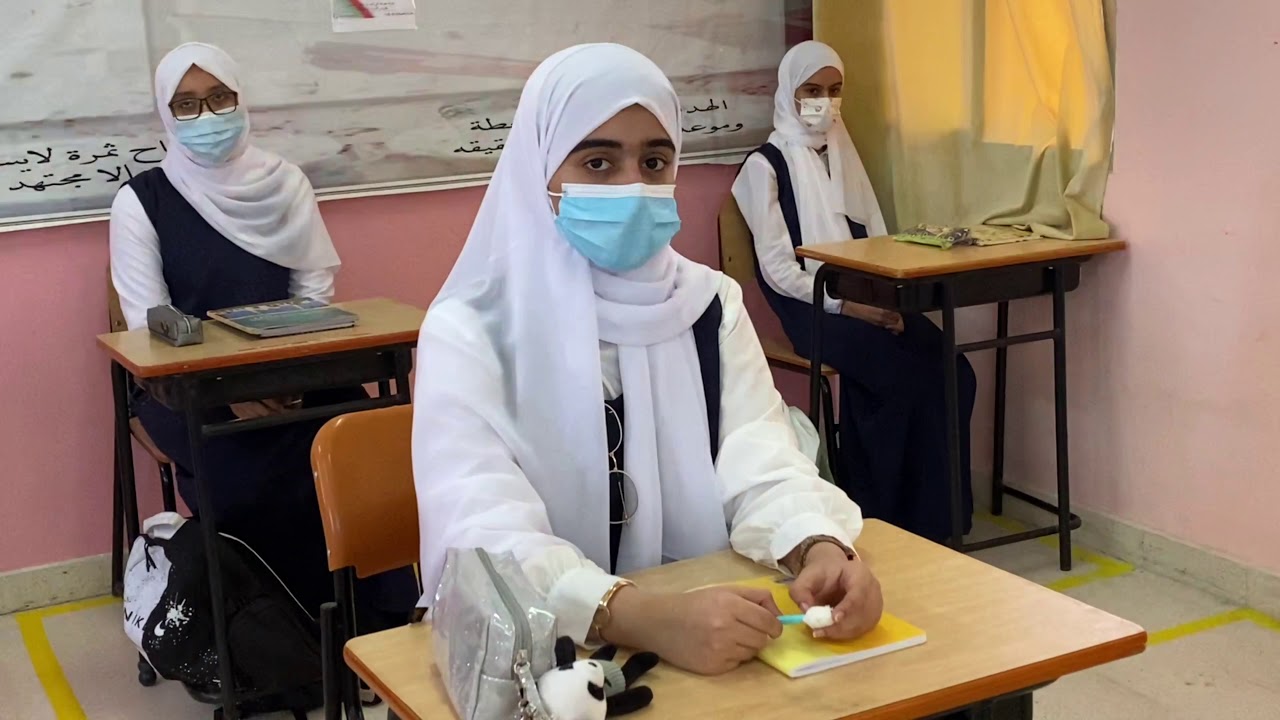 شهد المياسية الطالبة بمدرسة شناص للتعليم الأساسي .. تفاعل والتزام وتنمية مواهب في عام دراسي استثنائي