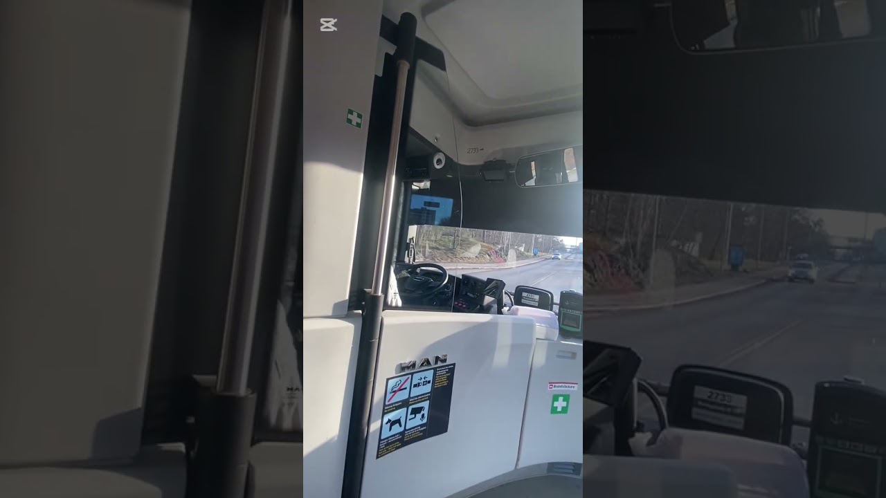 Bus 181 from norra sköndal to Farsta strand 