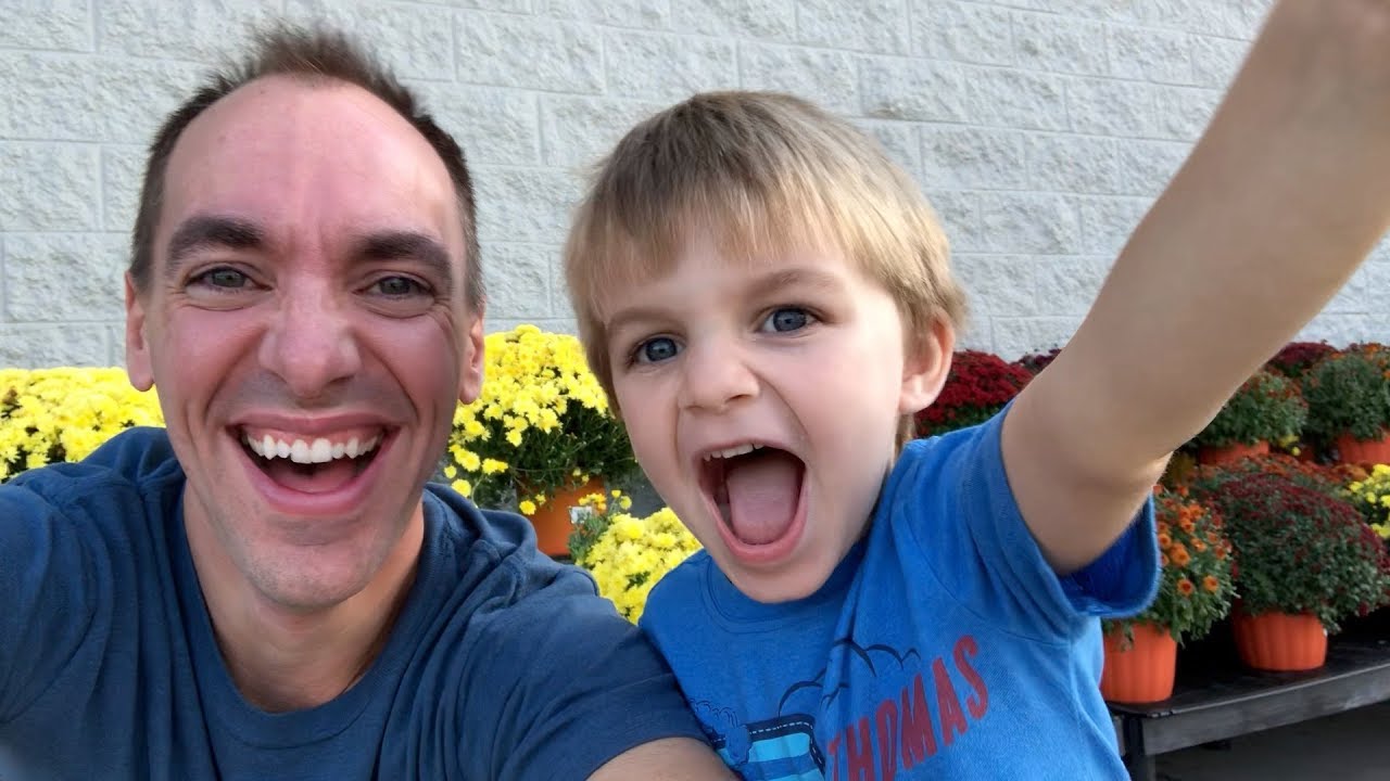 Shopping With Greg & Clark: The Hunt for Zuma!