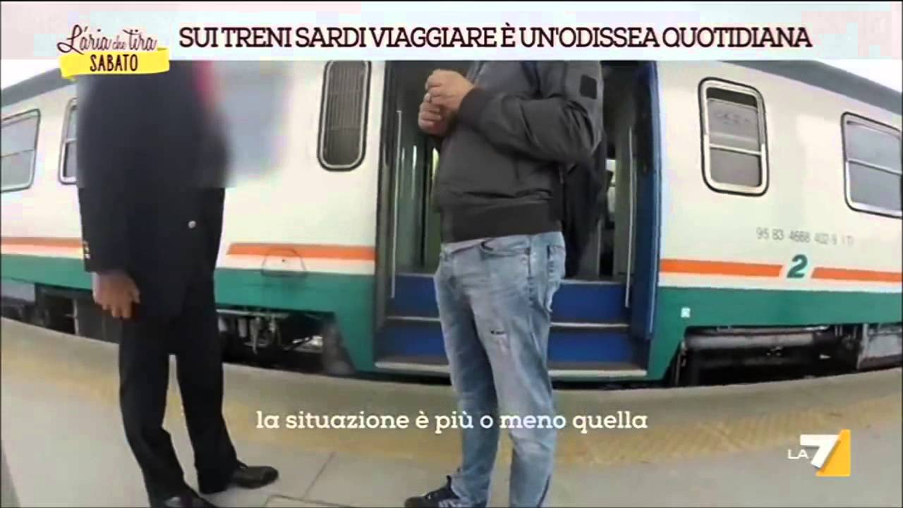 La7 · L’Aria Che Tira - Viaggio sui treni sardi: lenti, vecchi e sovraffollati