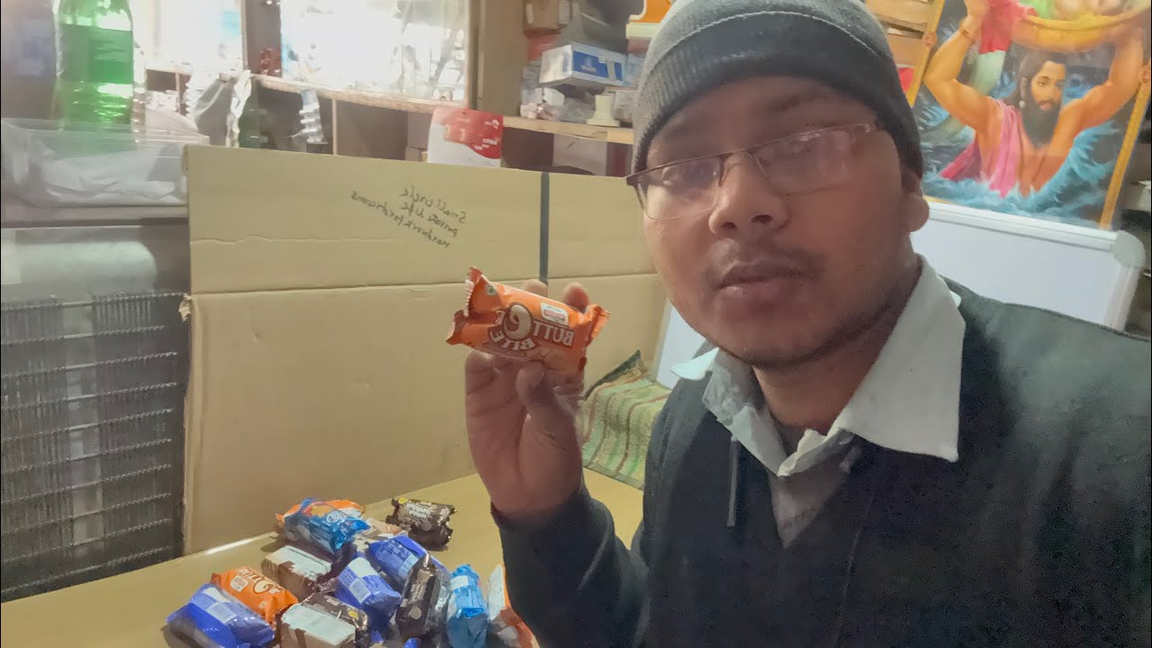 Aaj kuch naya laya hu ||aaj aap dekhiye ye kaun kaun biskit laya hau