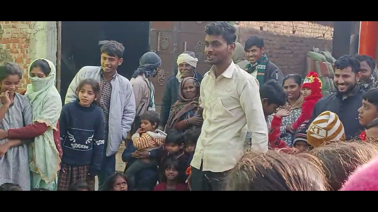 Ye kya huaa 😲 😲👈gaon main kalu mandari aaya hain 😐 