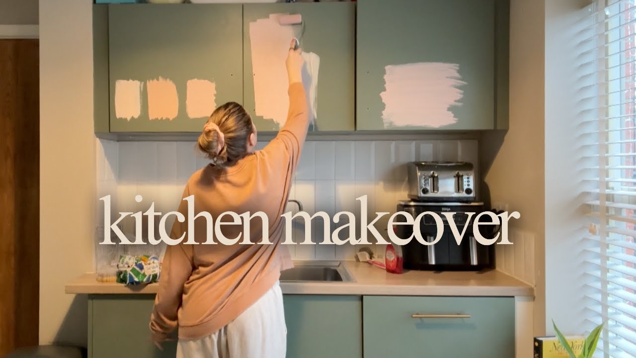 Самостоятельное преображение кухни: покраска кухонных шкафов и окрашивание кухонных полотенец.