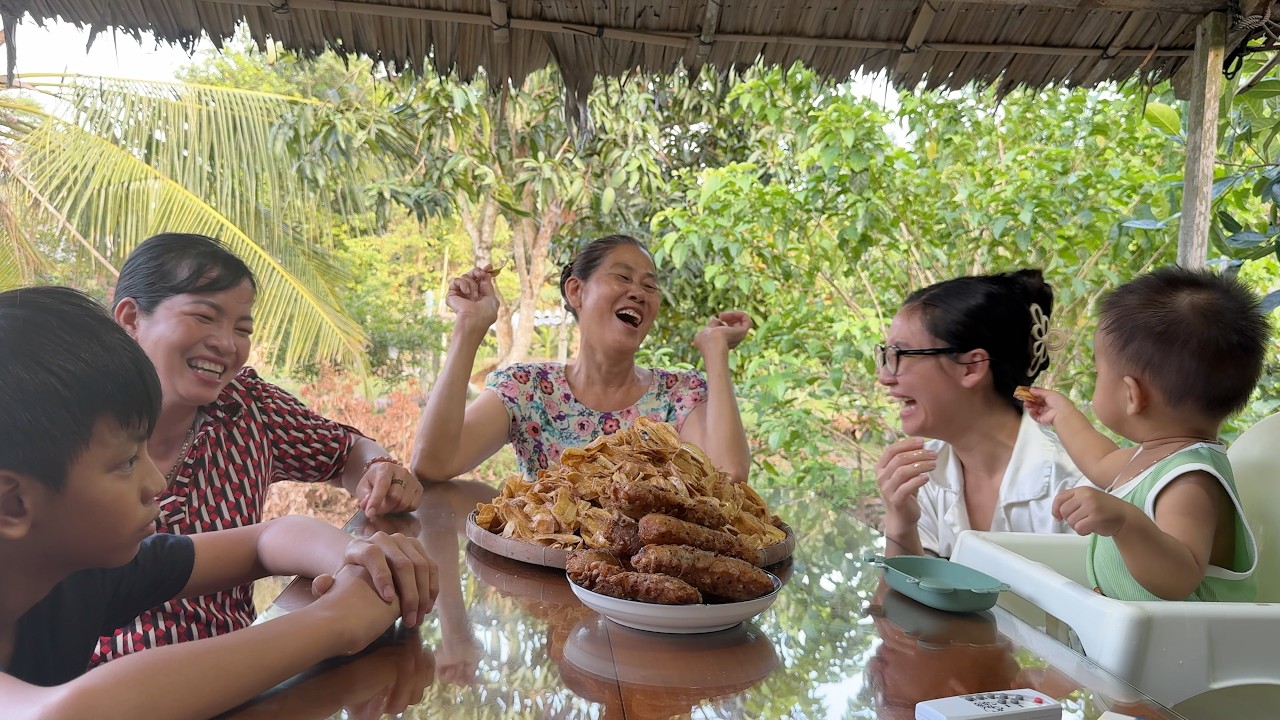 Chuối Xanh Ngào Đường, Chị Hương Thêm 1 Thứ Vào Chuối Chiên Cả Nhà Không Ai Nhận Ra