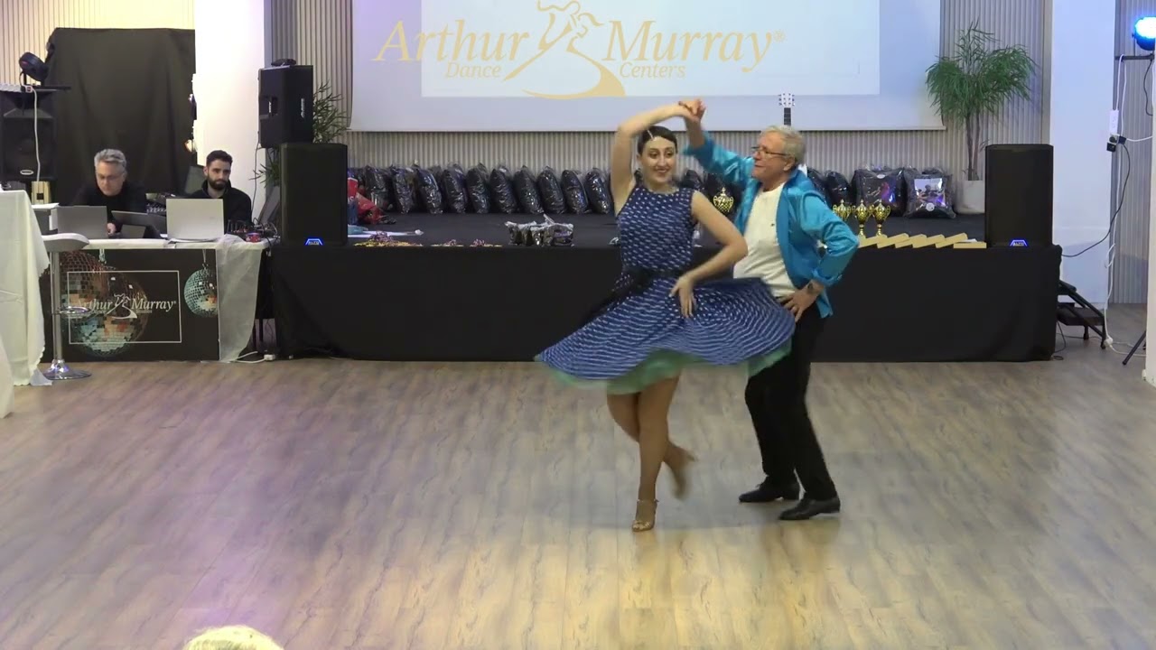 Showcase 2026 Arie & Nika