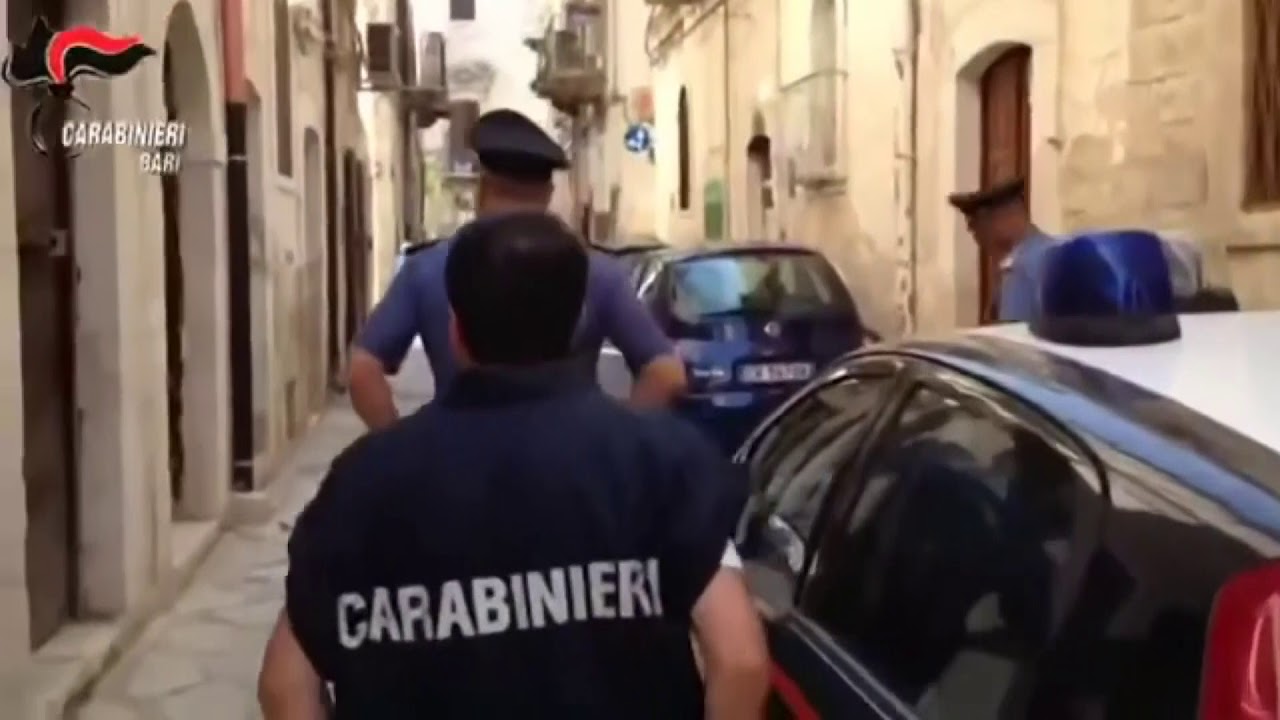 Droga online, canale di spaccio su Telegram: arrestato 35enne barese