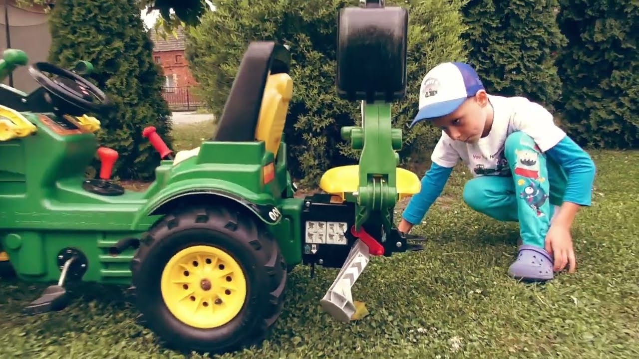 Jak działa tylna łyżka. John Deere 7930. Traktor na pedały Rolly Toys. Tur + tylna Koparka
