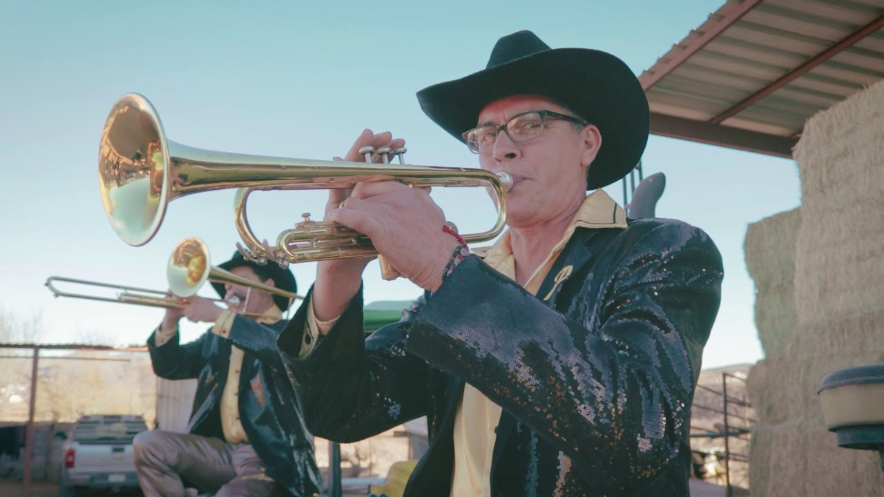 Los Anchondo   La Ladrona  Video Oficial.