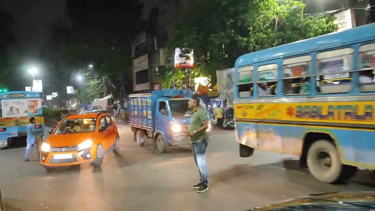 Kolkata City Night View | Kolkata Night Bus Journey | Beautiful View during  Monsoon