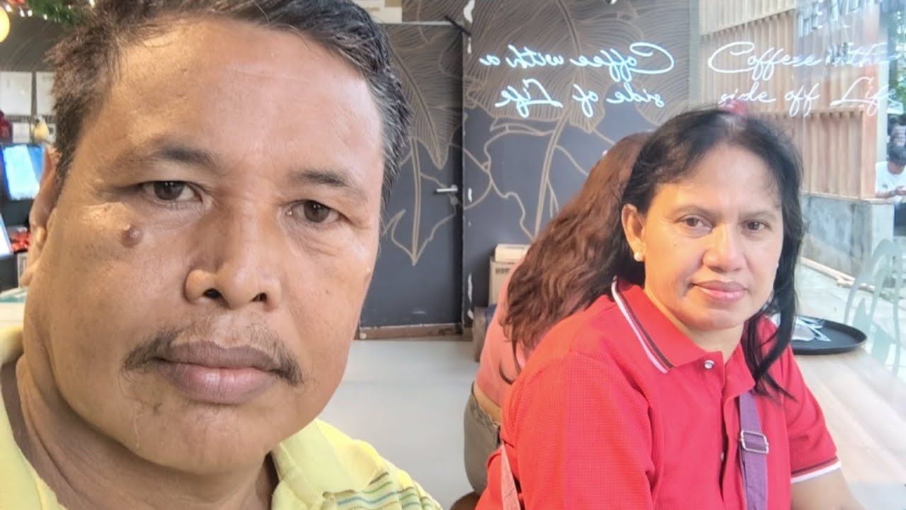 Bertday ni papa jesse at joaana  sa inasal  nagtanghalian  nag injoy  kami. 