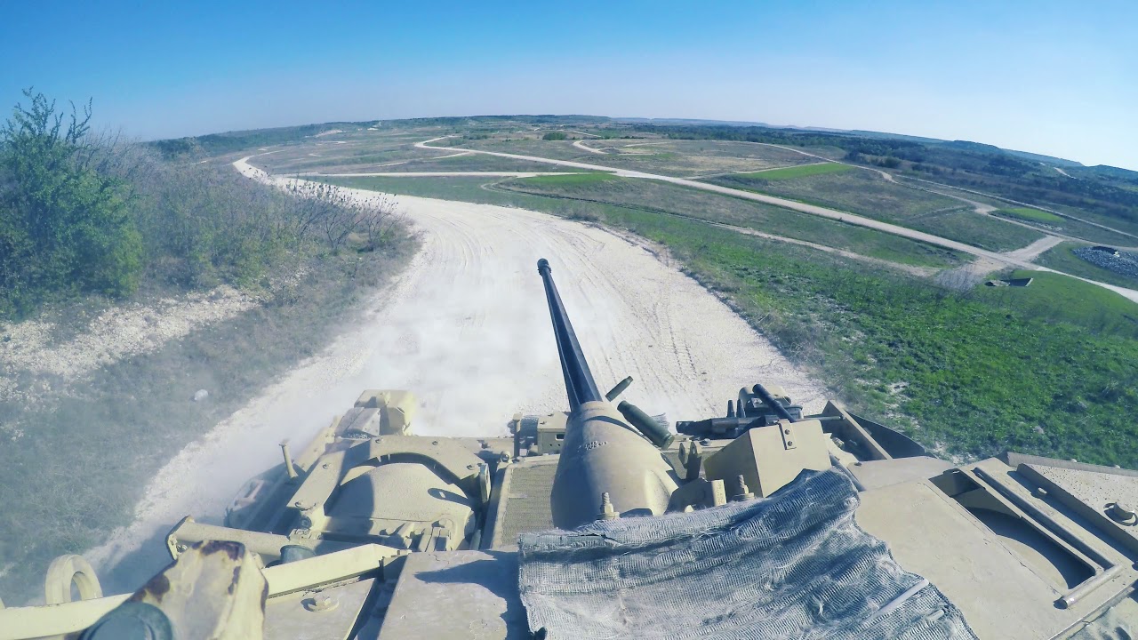 Life of a M2A3 Bradley Gunner