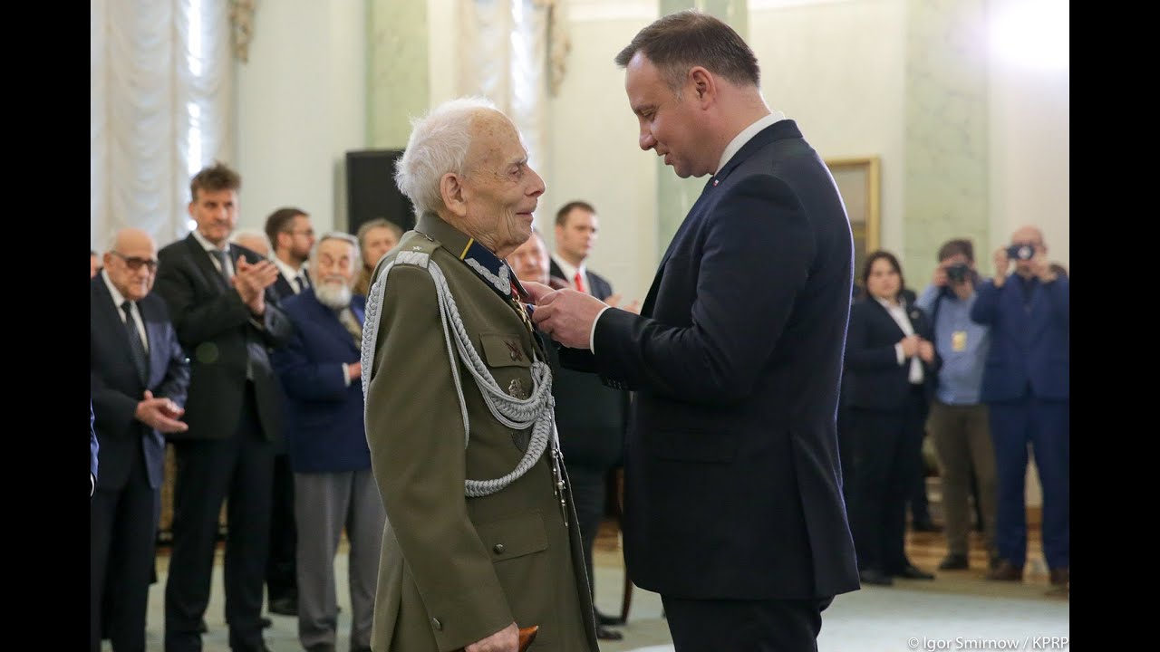 Prezydent Andrzej Duda nadał Medale Stulecia Odzyskanej Niepodległości