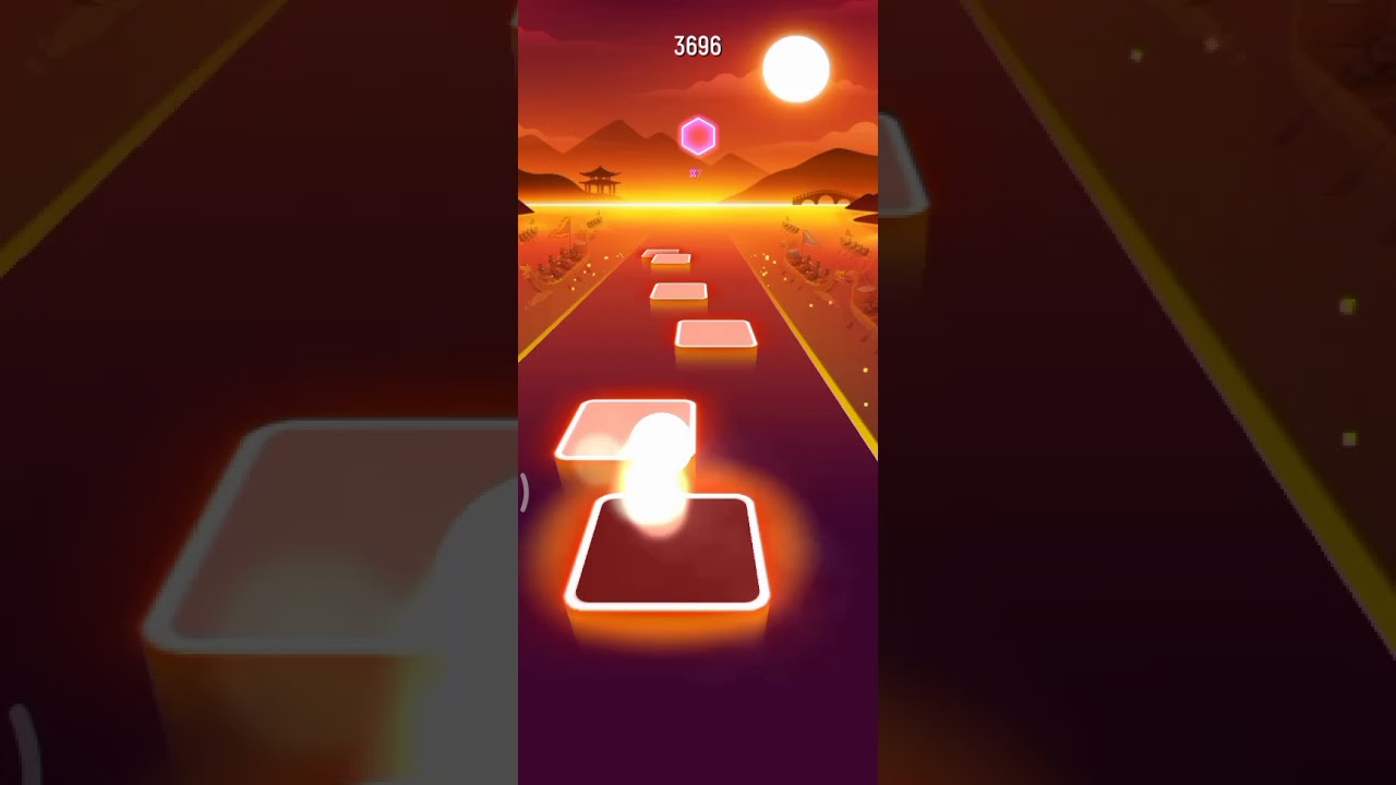 Tiles Hop Closer High Score 5521