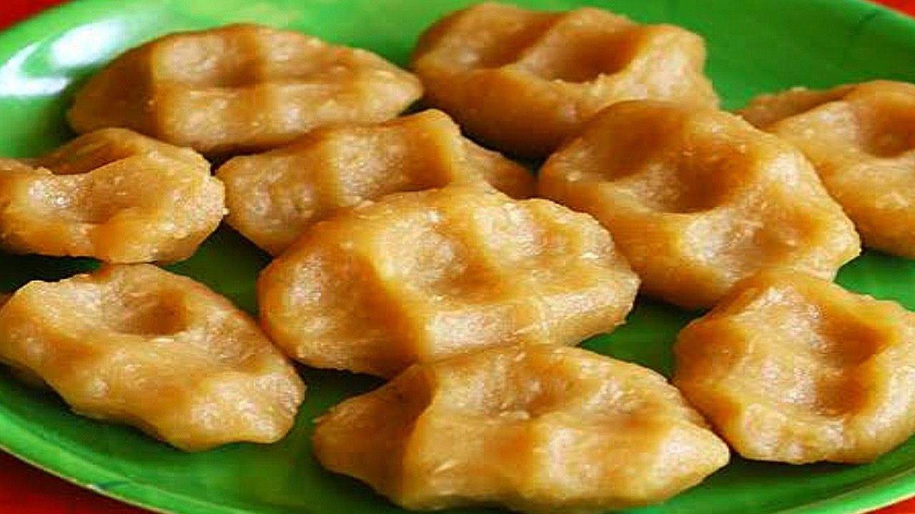 பத்தே நிமிடத்தில் பூ போல Soft இனிப்பு பிடி கொழுக்கட்டை/Sweet Pidi Kolukattai Recipe in Tamil