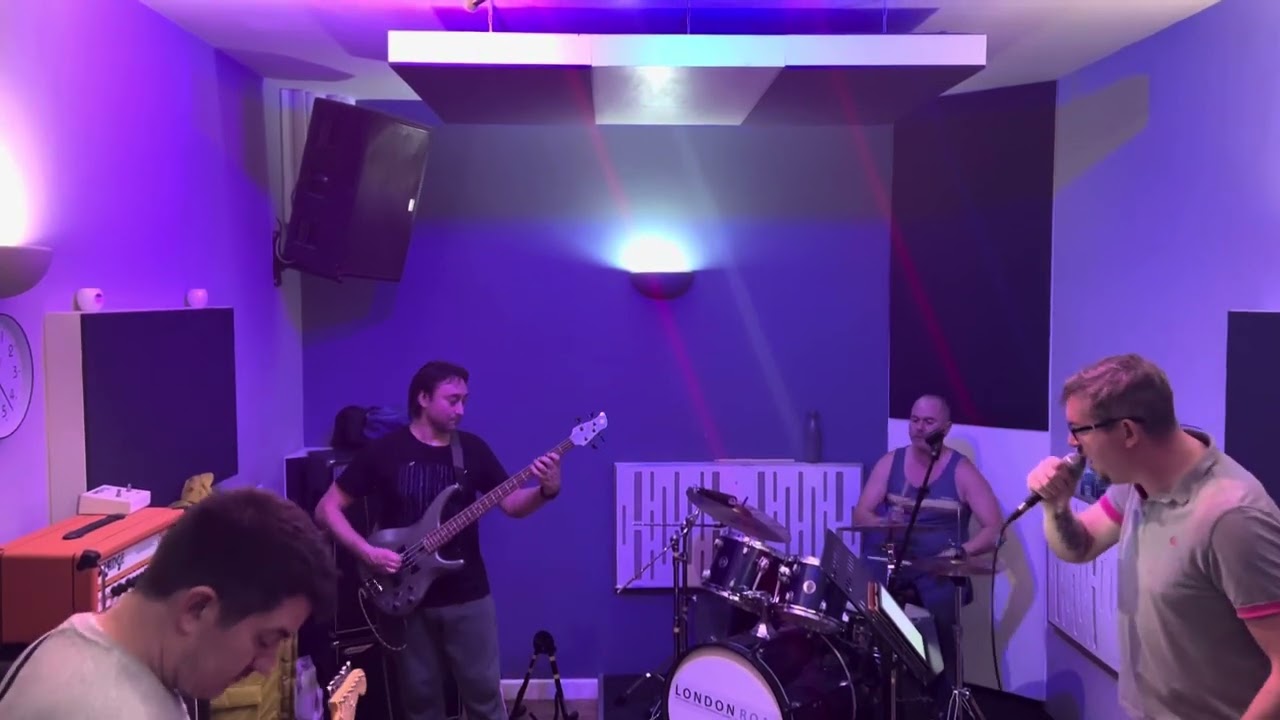 Idles - Danny Nedelko