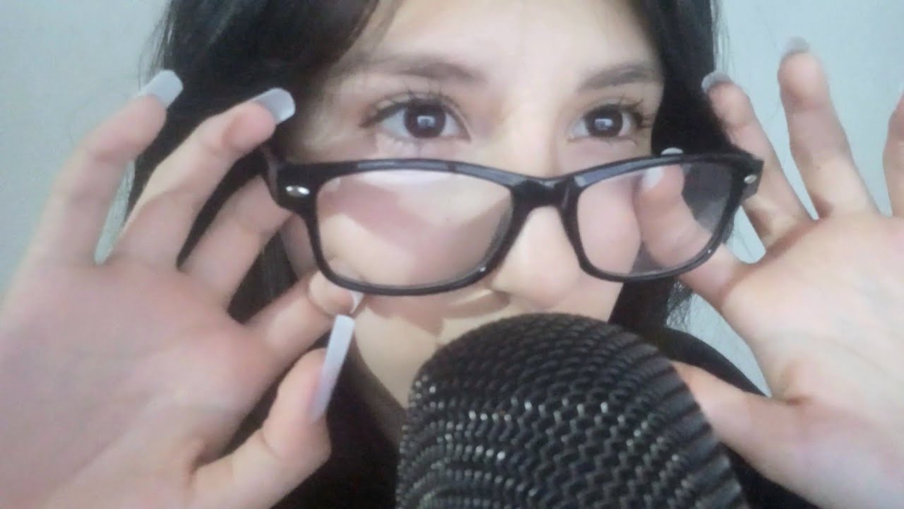ASMR Mic Scratching + Mouth Sounds con uñas largasss