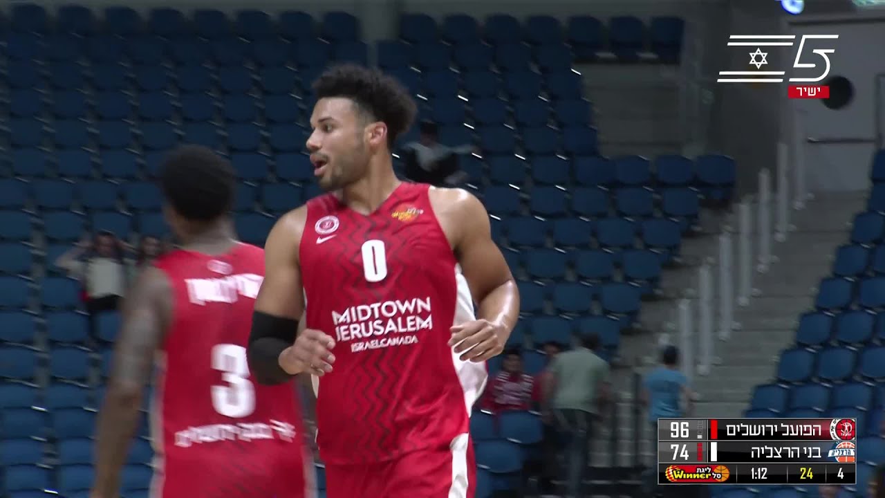 Highlights from Justin Smith's 31 -HAPOEL JERUSALEM vs. BNEI HERZLIYA