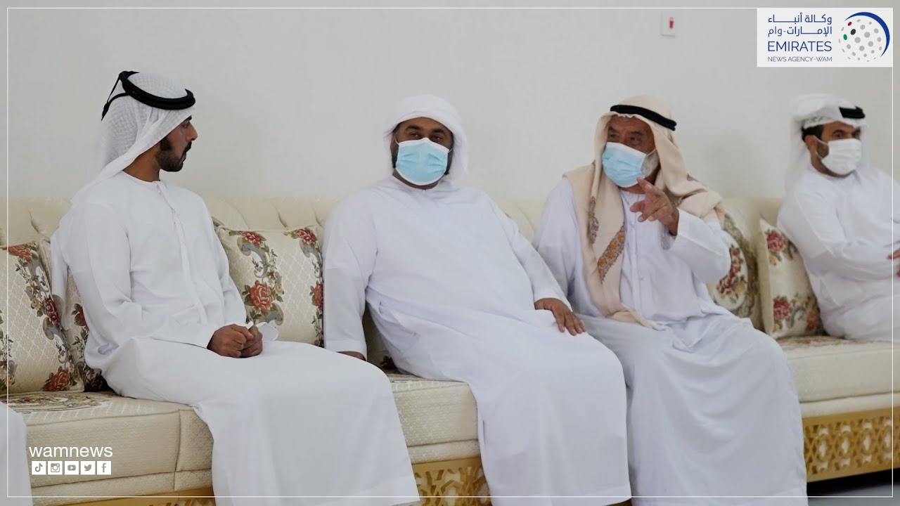 خليفة بن طحنون يزور أسرة الشهيد فاهم الحبسي في رأس الخيمة