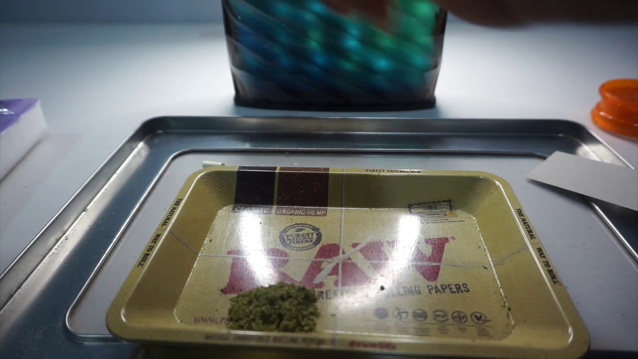 BEST HOW TO ROLL WEED ON YOUTUBE