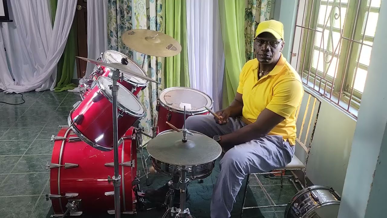 Play Drums the Eazy Way: Latin Beat 2