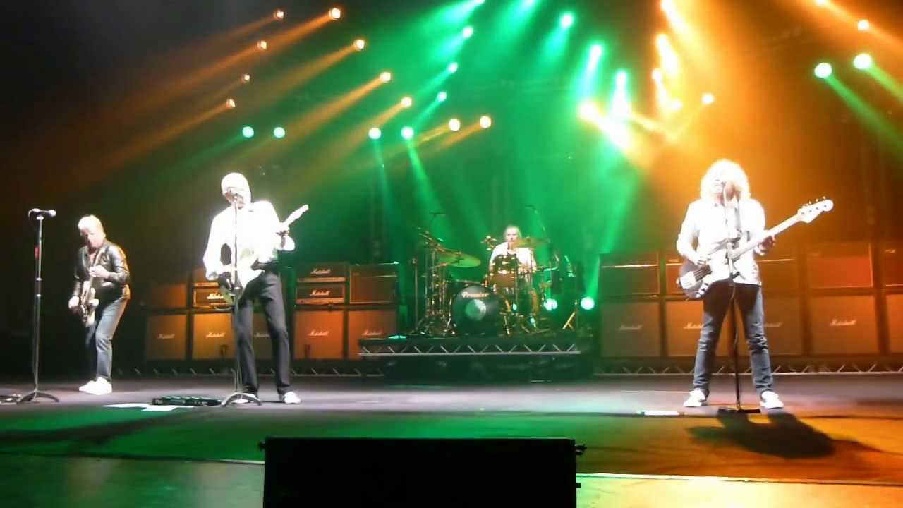 Status Quo Blue Eyed Lady. Frantic Four. Front Row!! Manchester Apollo 6.3.12
