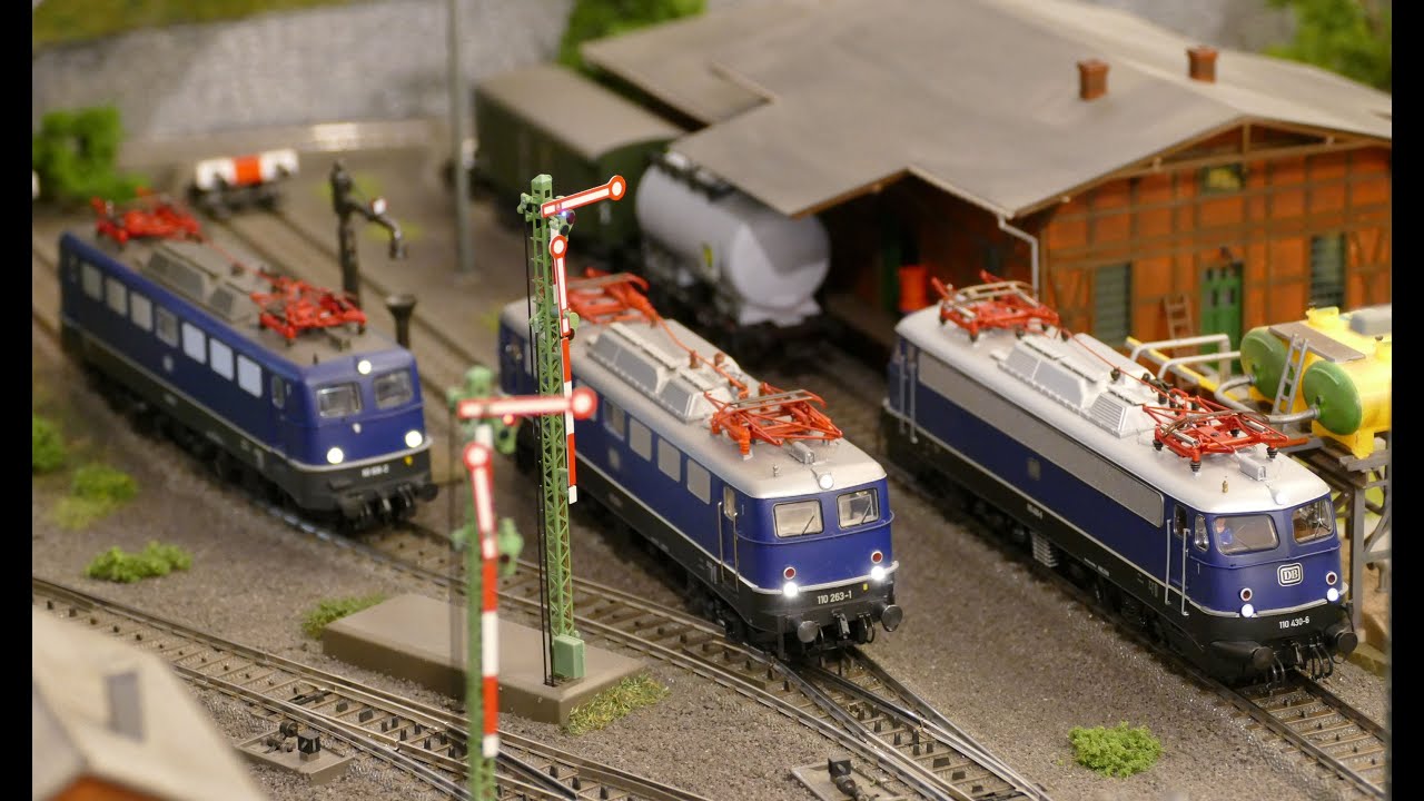 Modelleisenbahn Büren: Die Baureihe E10 bei der DB