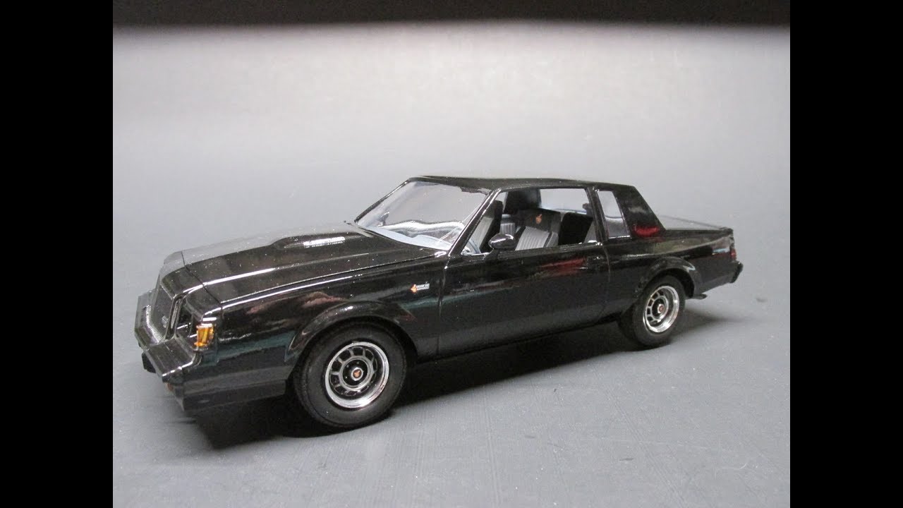 Monogram 1987 Buick Regal Grand National GNX 1/24 Scale Model Kit Build Review 85-4495