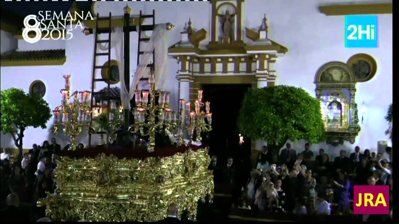 Nuestra Sra  de la Amargura y Jesus descendido de la Cruz de Dos Hermanas en Carrera Oficial 2015