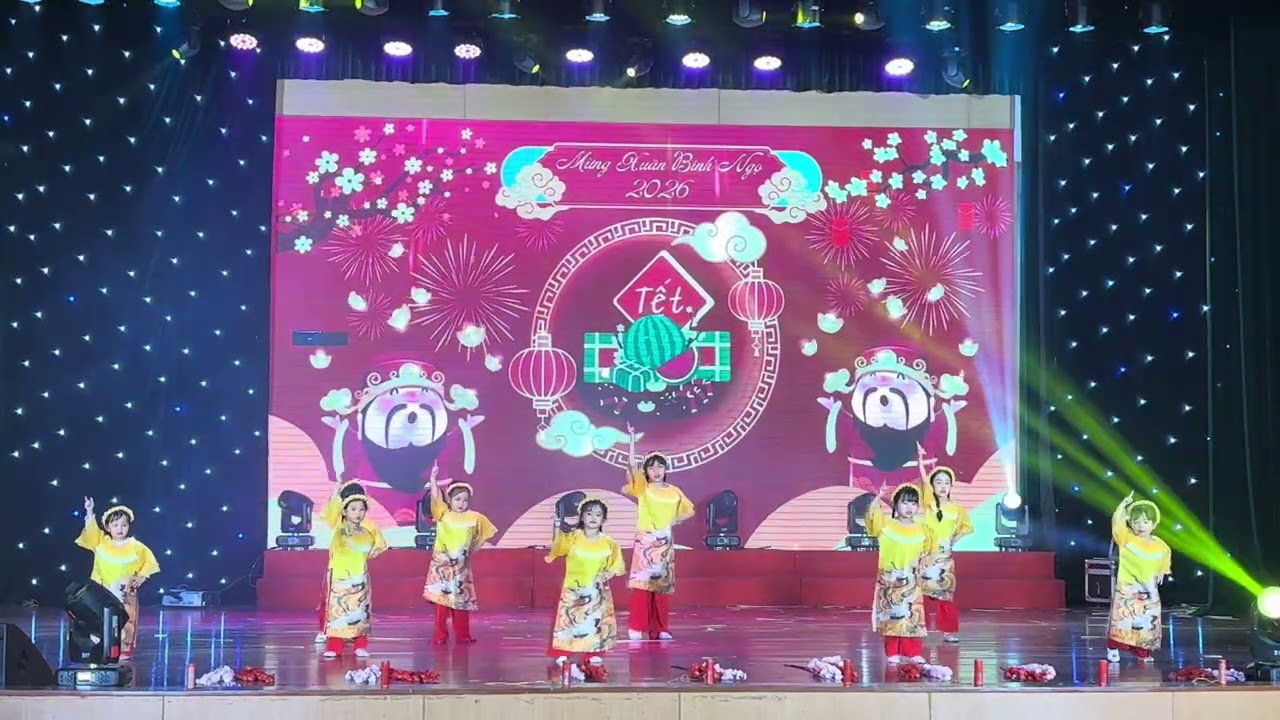 Tết Đong Đầy - Phương Nhi 3 tuổi rưỡi & đồng bọn