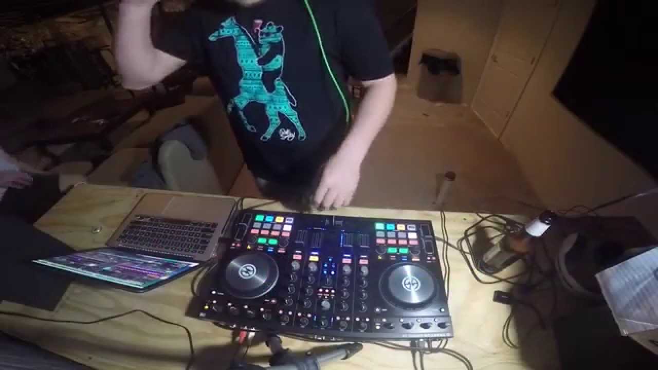 Traktor S4 MK2 mix 2015 Live From The Bassment Ep.1