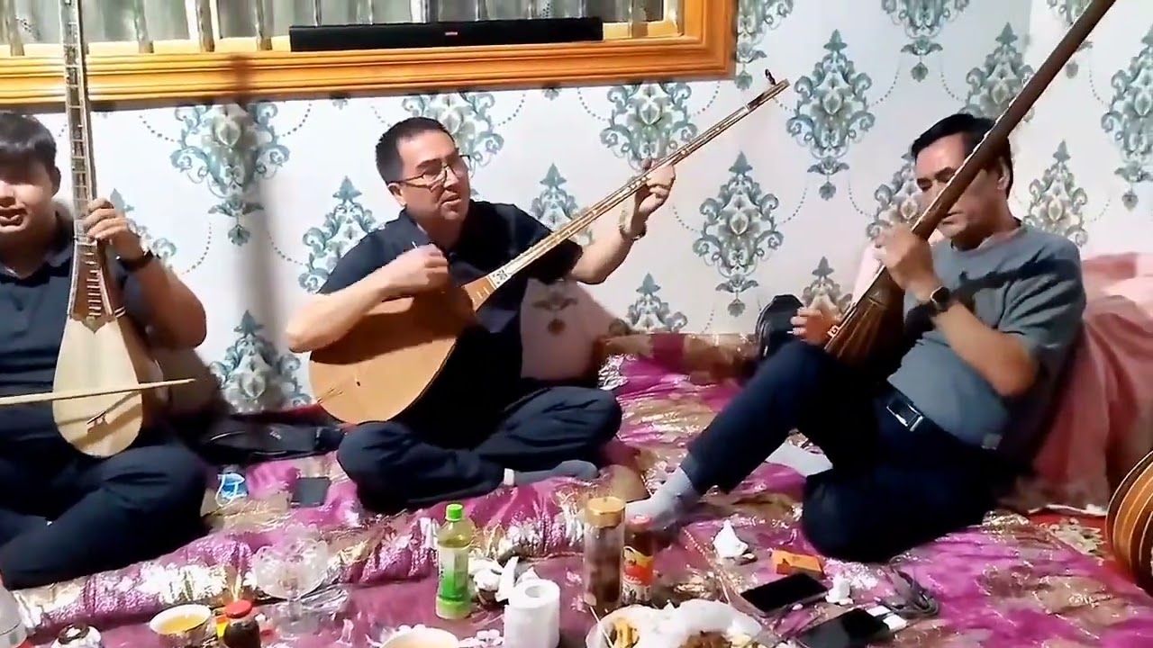 ئۆزھال مۇقام ئارىيە
