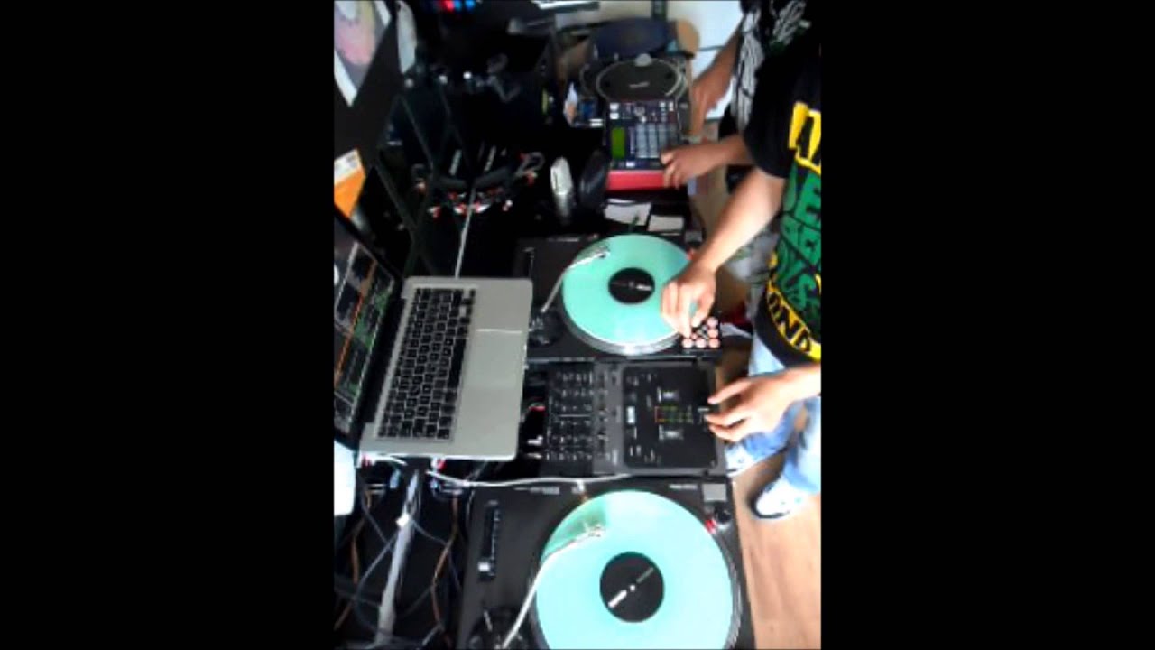 I DJ's session HOORN 2013 DjShadowface & DjRasmatal