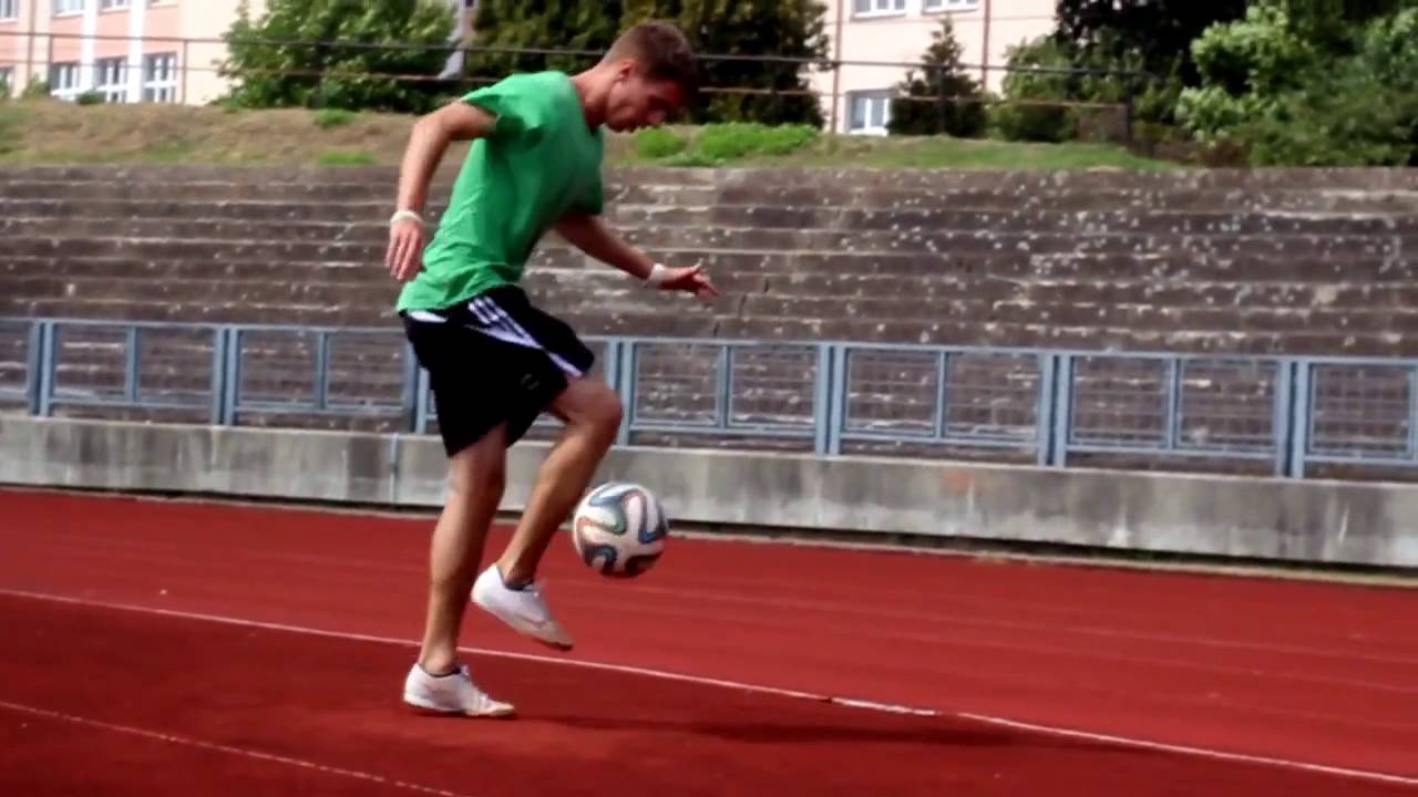 Rocco FreeStyle Football  HARDCORE The Best From Lower Body