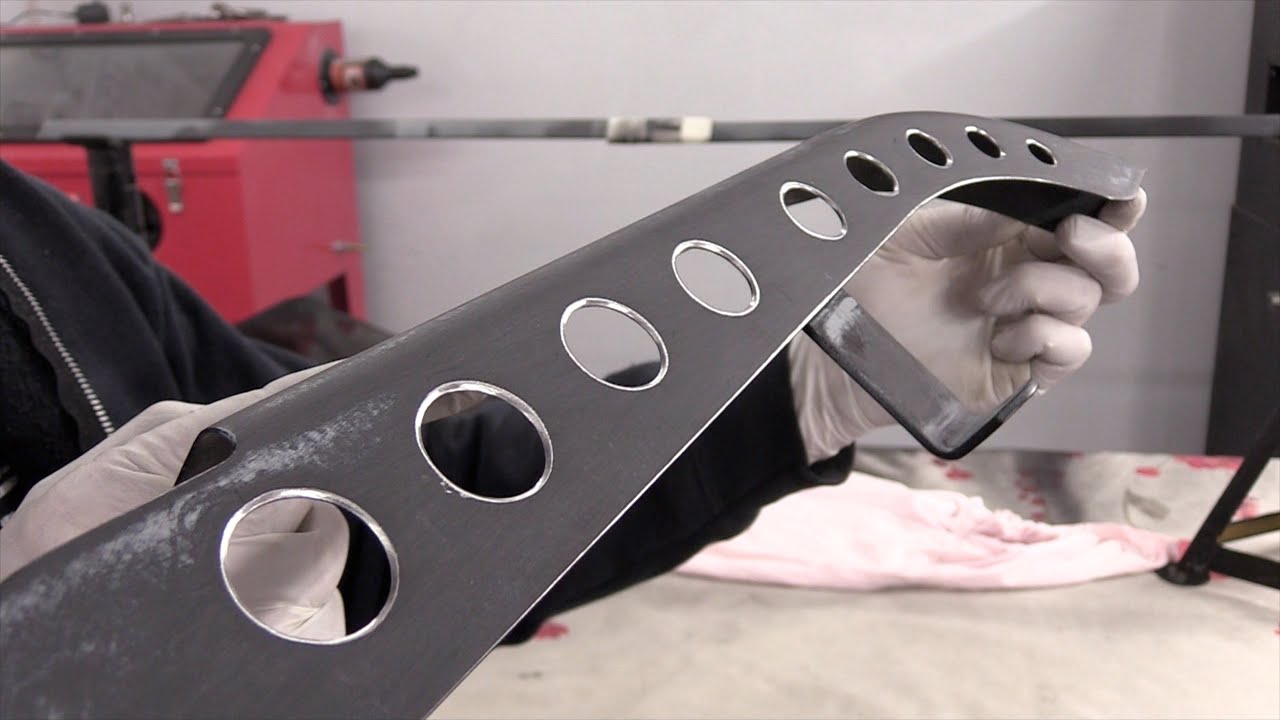 Triumph TT Legend, Custom Chain Guard Makeover !