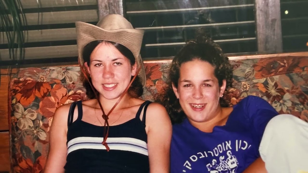 אלמוג מצגת 2026