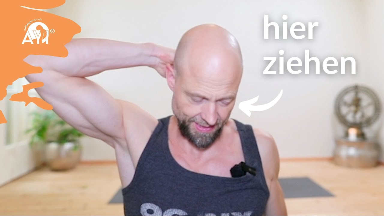 Yogatherapeutische Praxis für die Halswirbelsäule mit Dr. Ronald Steiner