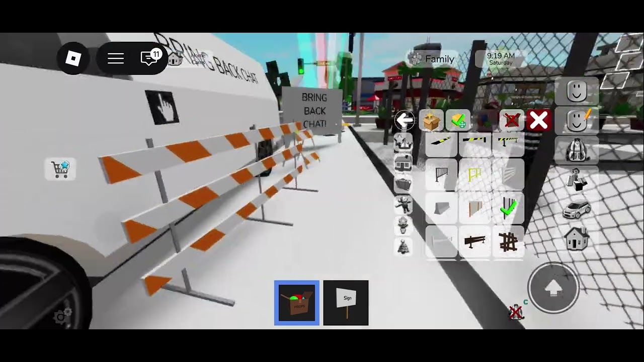 PROTESTING IN BROOKHAVEN RP FOR ROBLOX TO BRING BACK CHAT!!! (Roblox)