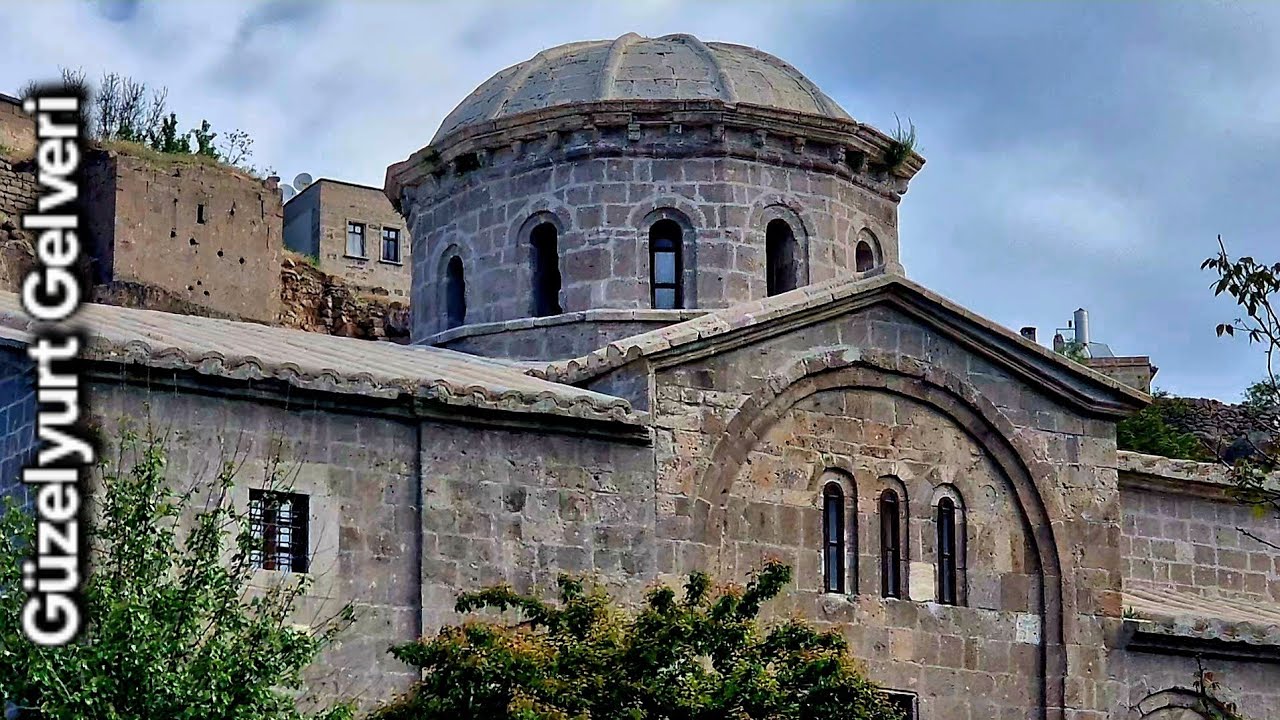 Aksaray Güzelyurt Kapadokya Gelveri Cappadocia TARİHİ Gizemli Evler Kilise ler bir sürü yerleşkeler